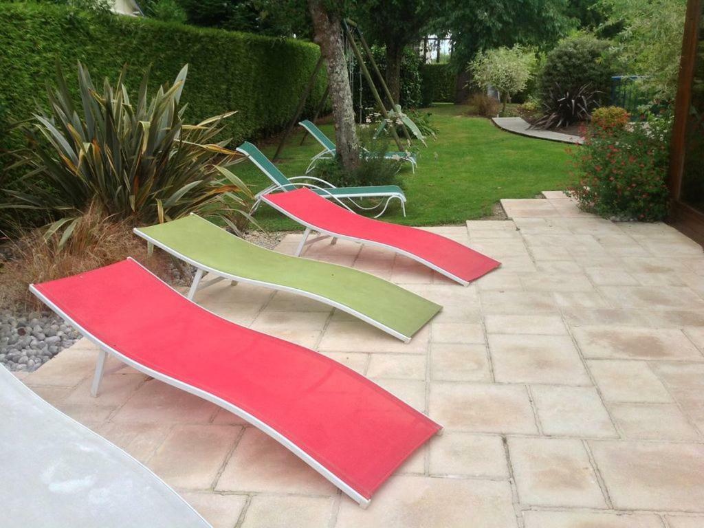 Maison Avec Piscine Et Sauna A Vire Εξωτερικό φωτογραφία