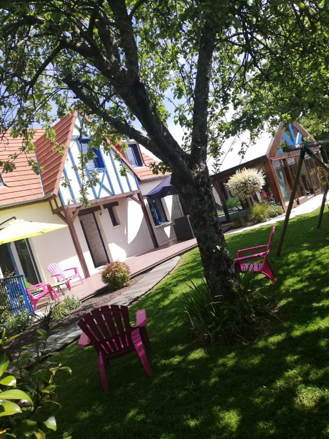 Maison Avec Piscine Et Sauna A Vire Εξωτερικό φωτογραφία